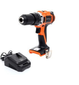 Wkrętarka 18V X-SERIES KD1751 widok z boku z ładowarką
