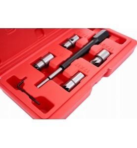 Szczegółowy widok na frezy i klucz imbusowy w walizce KD10056
