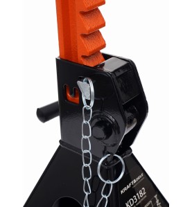 Szczegółowy widok na zabezpieczenie łańcuchowe i mechanizm zapadkowy kobyłki KD3182