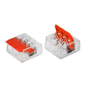 Dwie szybkozłączki 3-polowe z zestawu KD11292 w zbliżeniu na mechanizm dźwigni