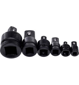 Adaptery redukcyjne udarowe 6el. KD10524 ułożone w rzędzie na białym tle