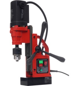Wiertarka magnetyczna KD1382 widok z przodu pod kątem