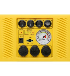 Jump starter KD1922 panel sterowania z przełącznikami i manometrem