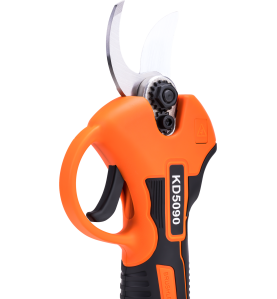 SEKATOR AKUMULATOROWY 2x21V 2Ah KD5090 - zbliżenie na głowicę tnącą