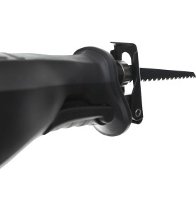 Zbliżenie na mechanizm mocowania brzeszczotu w pile szablastej KD1790