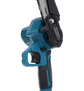 Ansicht des Griffs und Schalters der Mini-Kettensäge KD10646