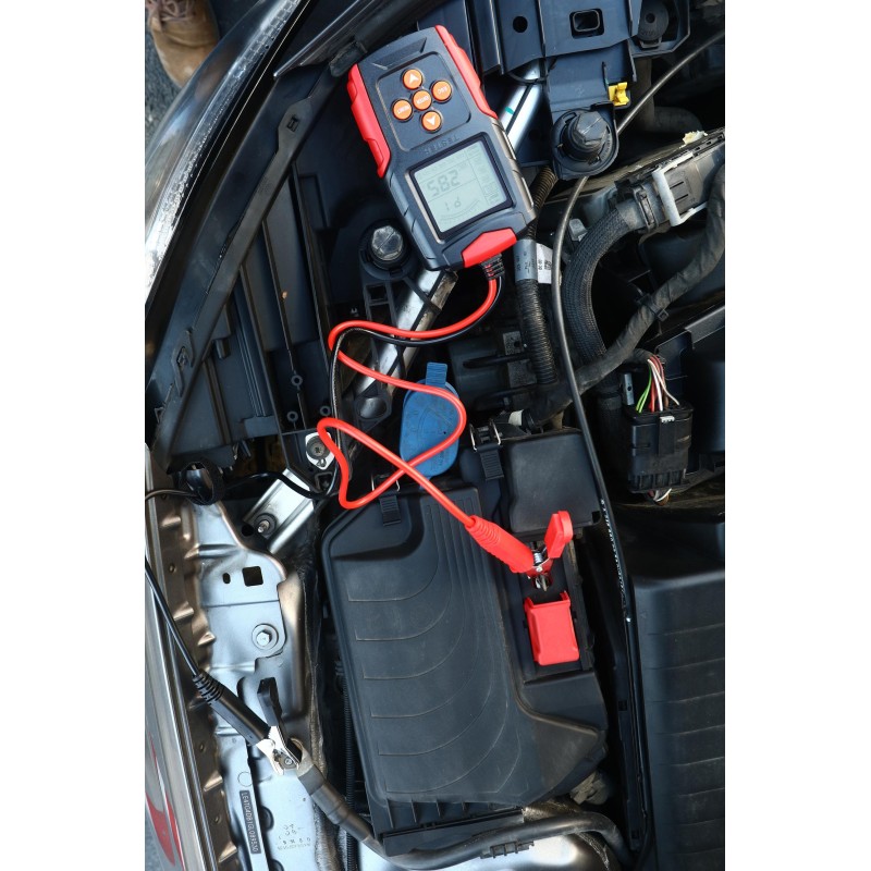 Digitális akkumulátor teszter 12/24V 3Ah-200Ah KRAFT&DELE KD5673 Digitális akkumulátor teszter 12/24V 3Ah-200Ah KRAFT&DELE KD5673