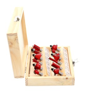 Holzfräser-Set KD10282 angeordnet im Holzkasten