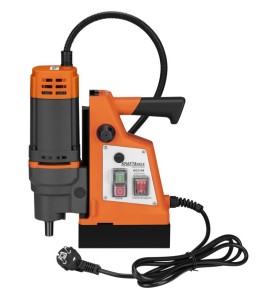 Wiertarka magnetyczna KRAFT&DELE KD2140 - widok z ukosa