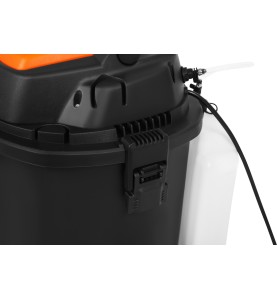 Zbliżenie na mechanizm zatrzaskowy obudowy odkurzacza KD5176
