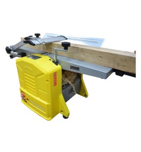 Heblarka 1500W KD5170 - praca z drewnianym elementem na blacie