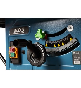 Zbliżenie na mechanizm regulacji kąta nachylenia tarczy w pilarce WDS2470
