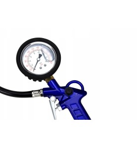 KRAFT&DELE KD2121 Reifenfüllpistole - Nahaufnahme des Manometer-Zifferblatts und Abzugs