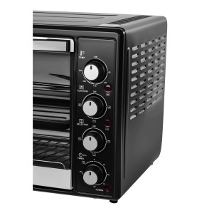 Zbliżenie na panel sterowania kuchenki elektrycznej KD4112 z pokrętłami