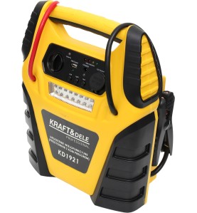 Jump starter KD1921 - widok z boku z kablami rozruchowymi