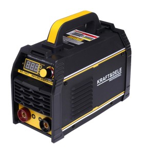 Spawarka inwertorowa KD1867 widok z przodu pod kątem