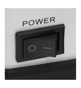 Zbliżenie na włącznik zasilania POWER spawarki do plastiku KD858